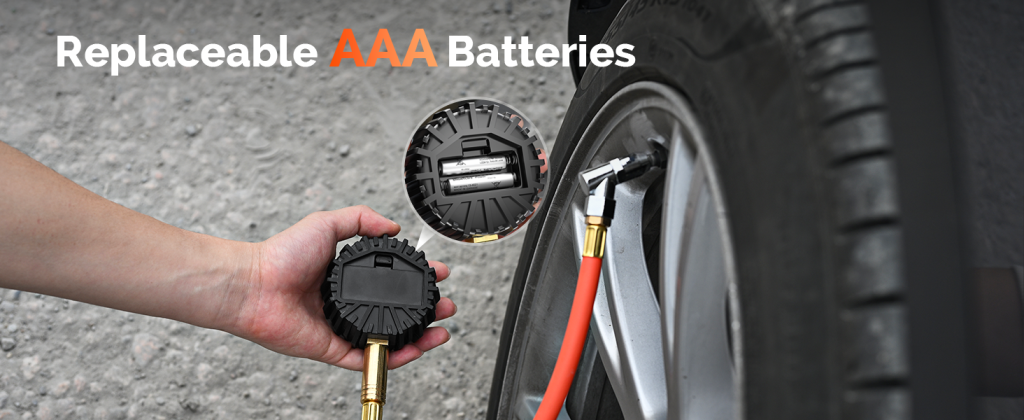 ETENWOLF T400 tire gauge back battery compartment with two AAA batteries