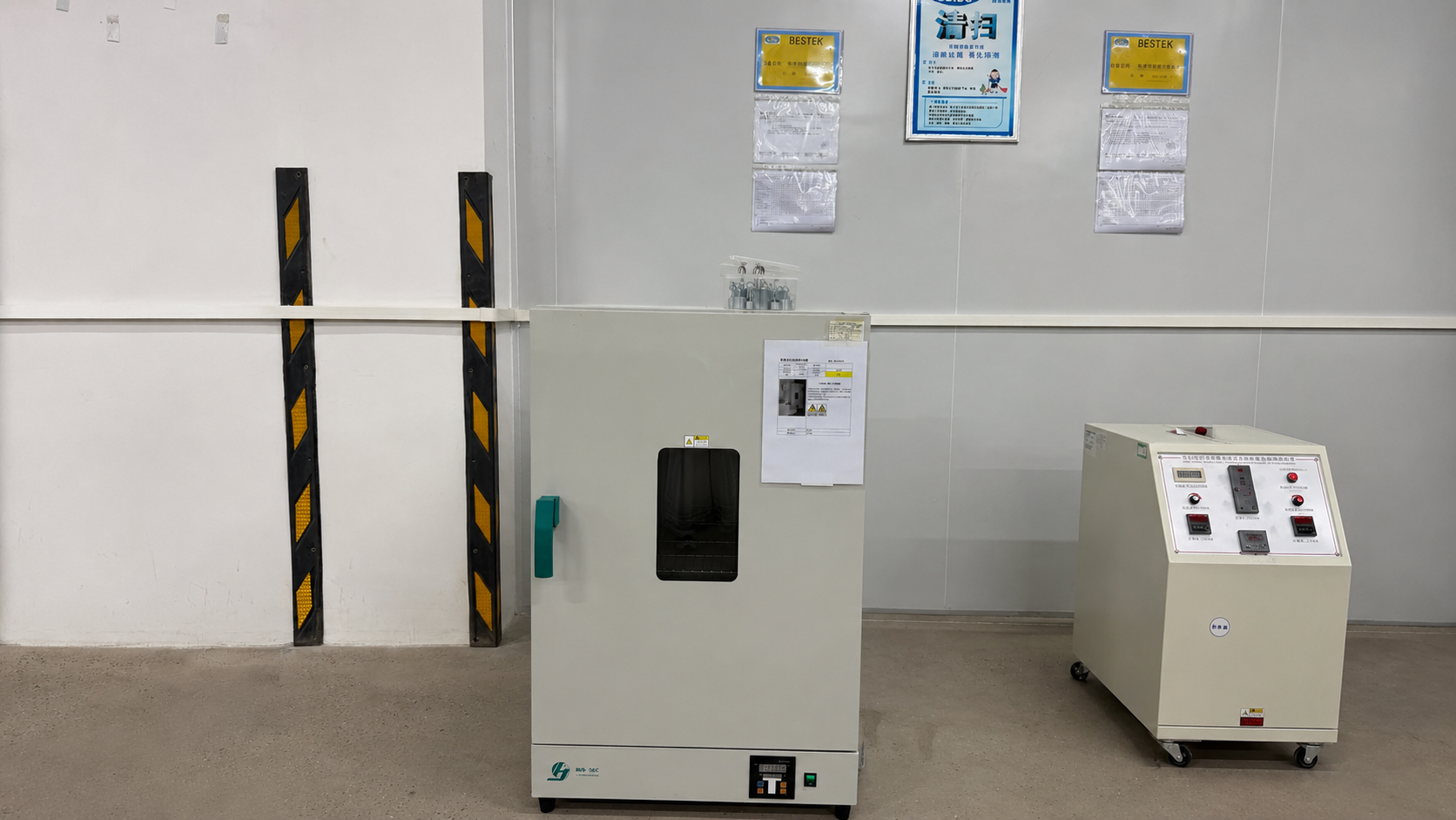 Full view of DHG-9240 thermostatic forced air drying oven calibrated with ETENWOLF digital testing tools